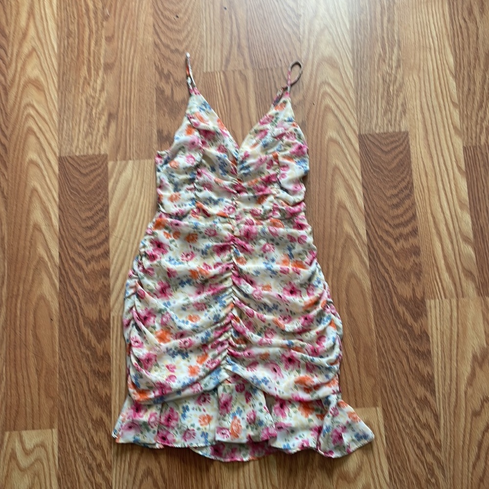 Bee ASTR The Label  Cute Floral Flirty Dress